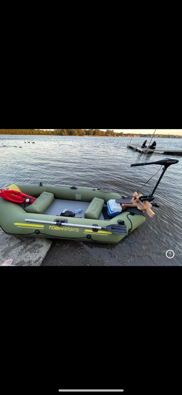 Tobin sport blow up boat costco/sail  dans Loisirs et artisanat  à Laval/Rive Nord