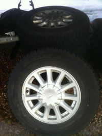 FORD WINDSTAR 15 INCH RIMS IN VERY GOOD CONDITION