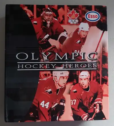 Original album that contains 59/60 individual cards of players, checklists and introductions. The on...