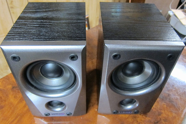 MISSION M2S SMALL BOOKSHELF SPEAKERS BETTER THAN MINIMUS 7 in Speakers in Ottawa - Image 3