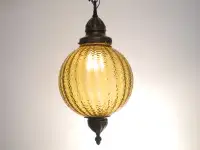 Lampe suspendue - vintage -  verre ocre de style bohème - 1970