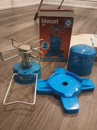 Brand new never been used. Vintage from early 1980s. Comes in original box with instructions. I have...