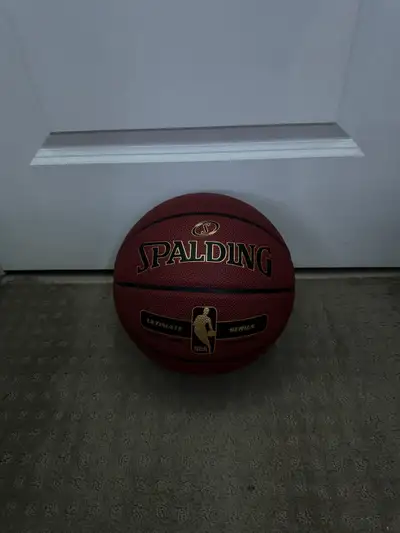 Spalding street basketball Conditions: Good / Unused