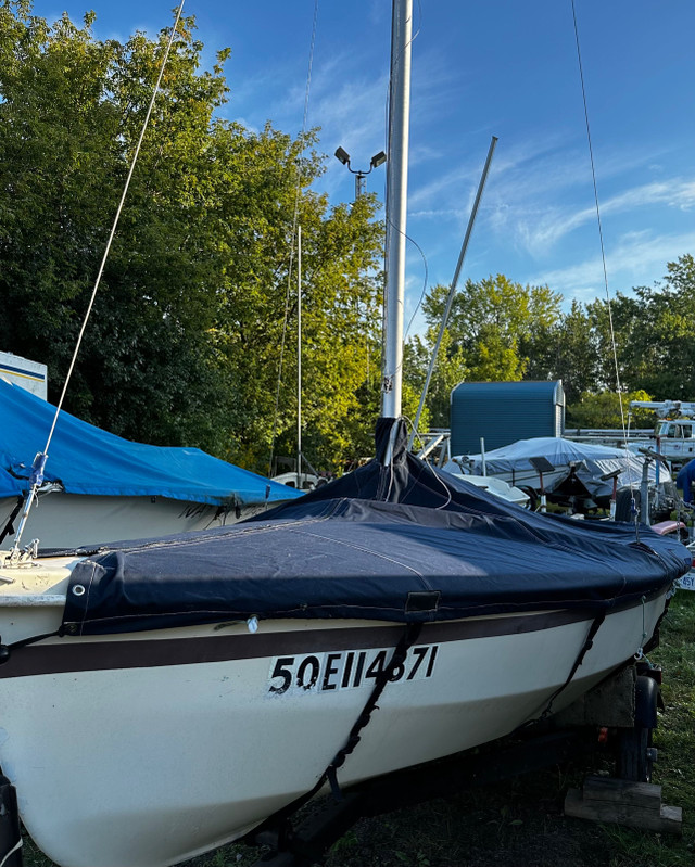 CL 16 Sailboat For Sale in Water Sports in Oshawa / Durham Region - Image 2