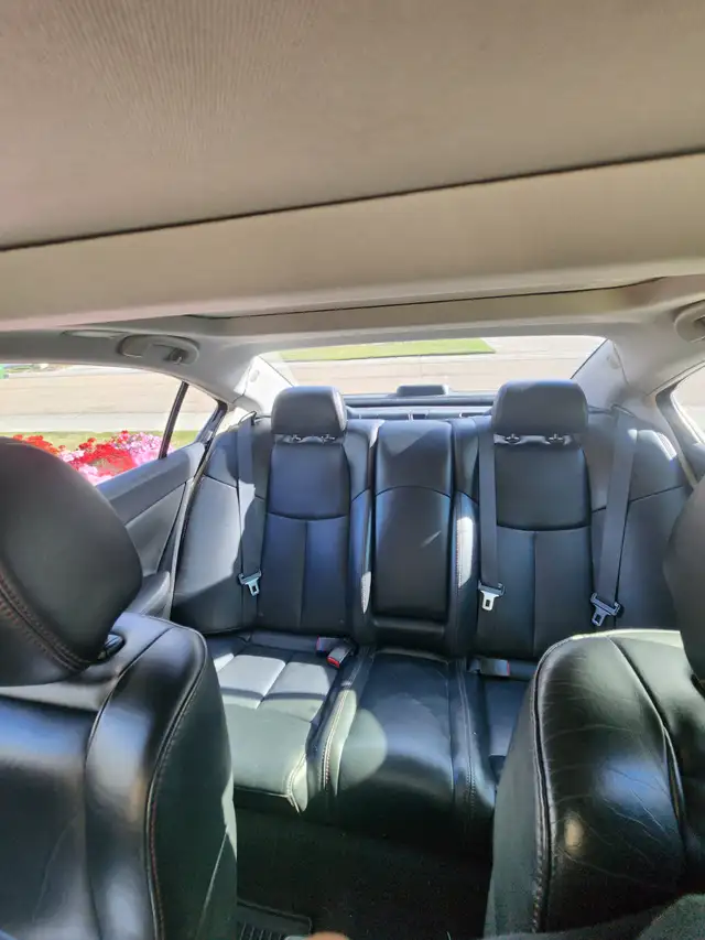 2011 Nissan Maxima SV Premium606387616320081929