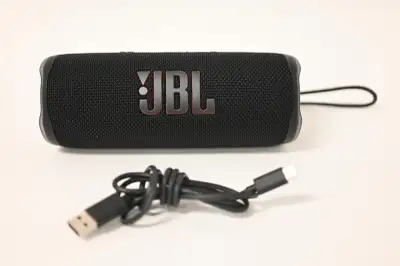 JBL Flip 6 Waterproof Bluetooth Wireless Speaker USED in working, View more
