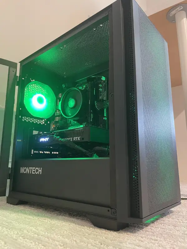 PC Gamer / Gaming PC - Nvidia GeForce RTX 4060 + Ryzen 7 5700 in Desktop Computers in City of Montréal - Image 5