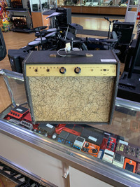 Magnatone 401 Guitar amplifier 1965