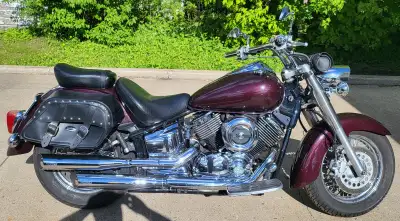 2000 Yamaha Vstar 1100 new tires and brakes, custom paint, vance and hines pipes, bike is in excelle...