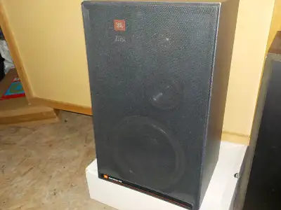Haut parleur JBL studio monitor  4410A, View more