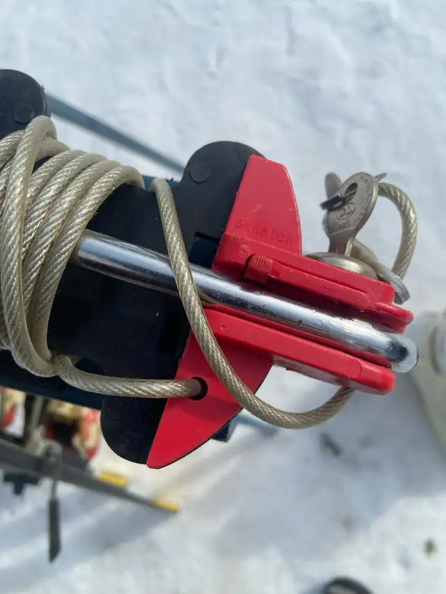 Woman’s  Ski pkg in Ski in Oshawa / Durham Region - Image 7