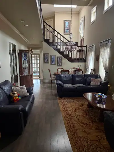 Furnished private room available in a quiet and clean home. The room includes: • Queen-size bed • Be...
