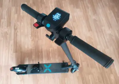 Hover-1™ Highlander E-Scooter with Charger and New 36V 8Ah Battery. $180 Scooter is barely used. Sco...