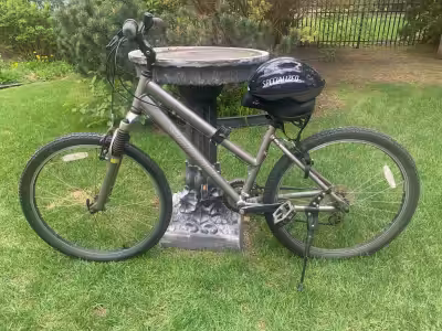 Selling 3 bikes. used and in very good condition. 1- ladies grey Splecia;lized Mountain bike. $200....