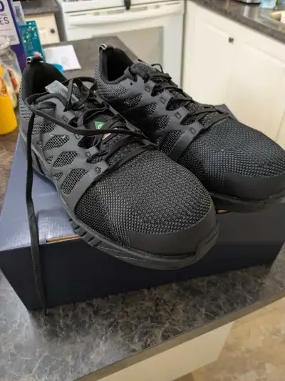Men's 10 Reebok work shoes, View more