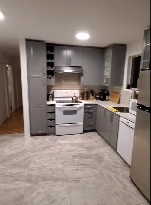 APPARTEMENT MODERNE, STYLE CONDO, COUR ARRIÈRE, VILLE-ÉMARD Cuisine, Salle à manger, Salon, 2 Chambr...