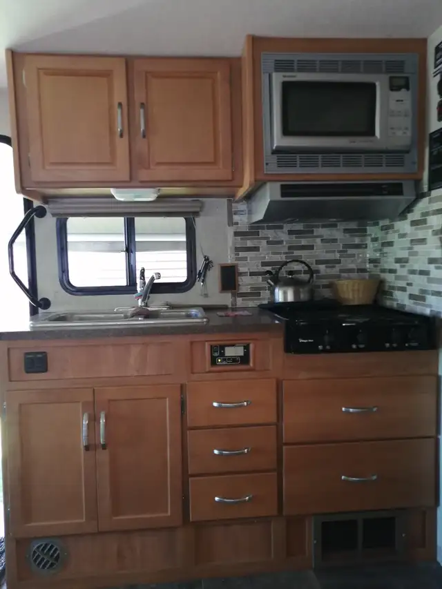 motorise 26 pieds   vr   wanagago in RVs & Motorhomes in Drummondville - Image 7