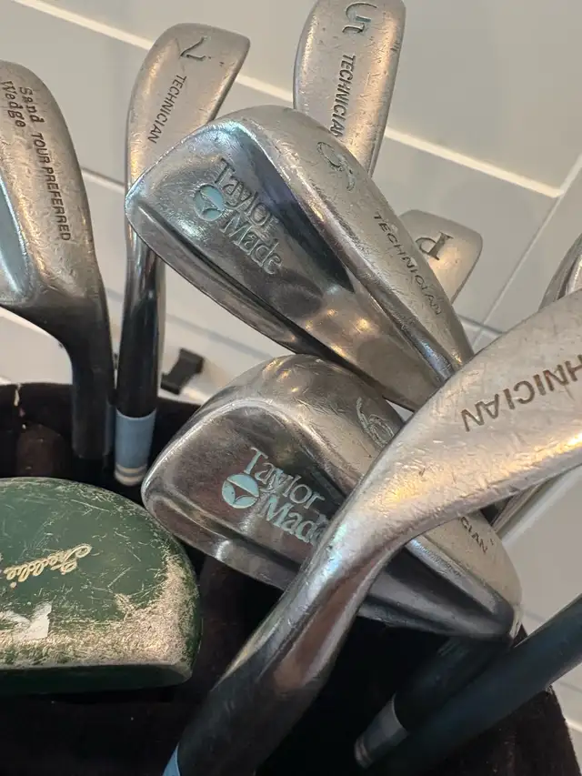 full set of women’s right golf clubs and bag  in Golf in Guelph - Image 3
