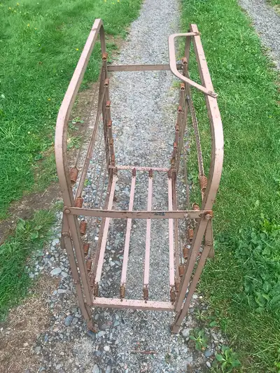 Metal frame fold up bed cott. Perfect for camp, cottage or home.