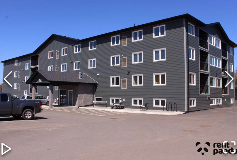 PARKDALE ESTATESLARGE 2 BEDROOM BASEMENT APARTMENT Long Term Rentals