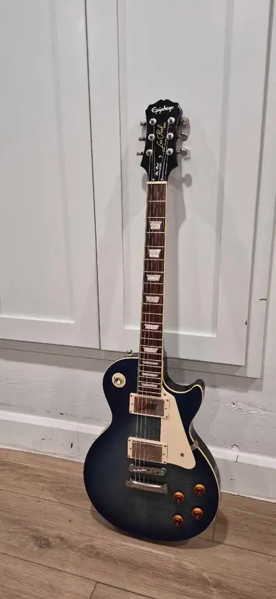 Epiphone Les Paul Standard Trans Blue + Hard Case, View more
