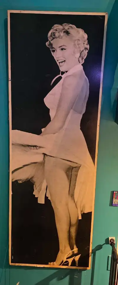 cadres Marilyn. 76 x 27 pouces, View more