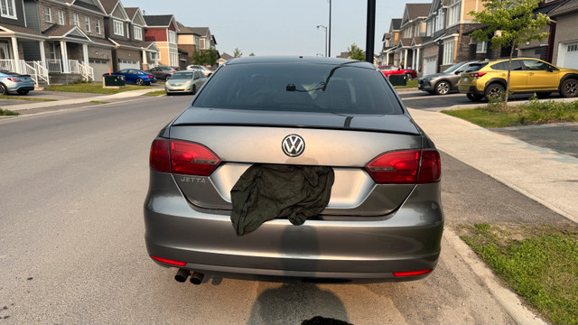 2013 Volkswagen Jetta Manual, Price Negotiable in Cars & Trucks in Ottawa - Image 3