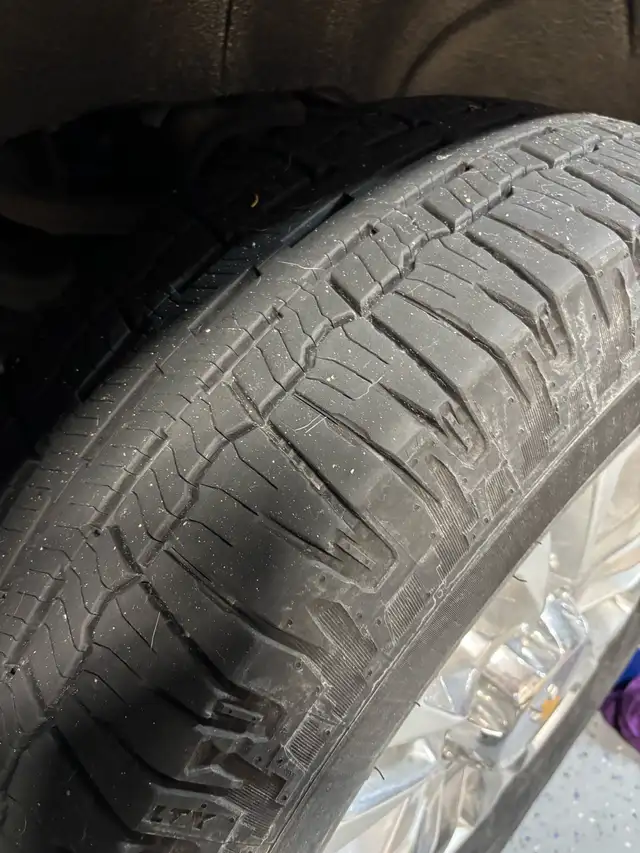 Michelin Defender Platinum LT 275 65 20 REDUCED! in Tires & Rims in Bedford - Image 3
