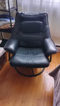 Chaise de bureau en cuir
