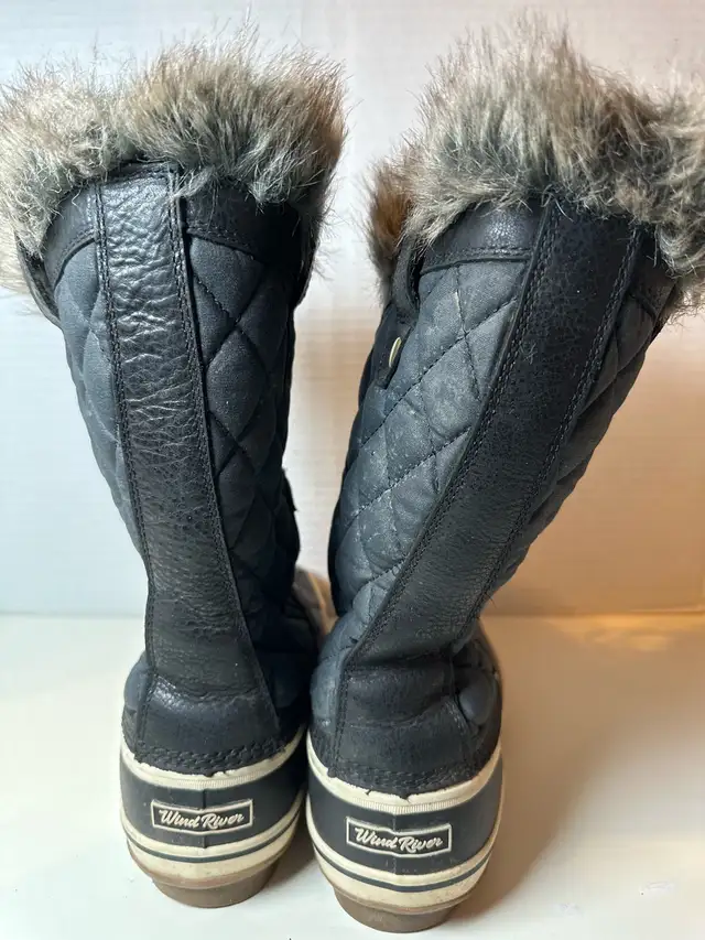 Wind River Winter Boots in Women's - Shoes in Calgary - Image 4