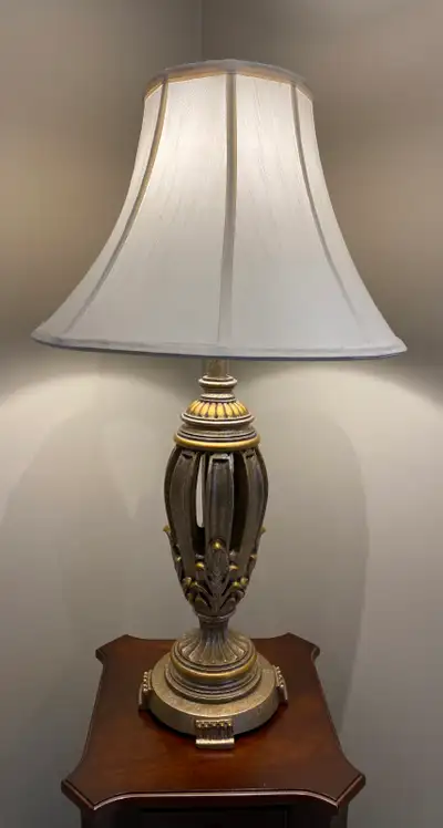 Traditional table lamp, View more