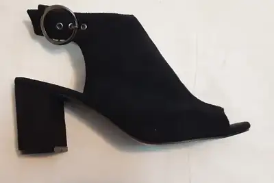 Peep toe heels (size 10), View more
