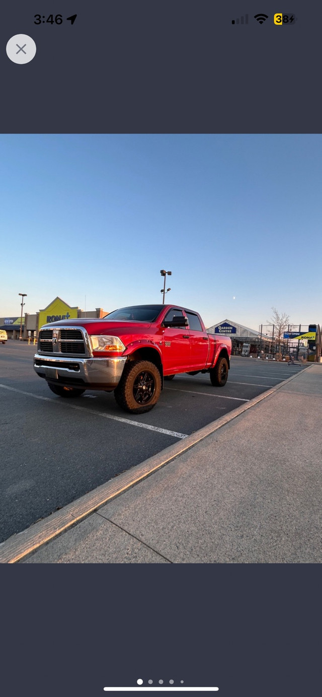 2010 dodge ram 2500 in Cars & Trucks in Sudbury