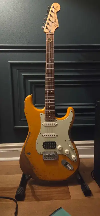 Fender Stratocaster, View more