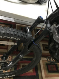 Vélo double suspension Fluid Norco