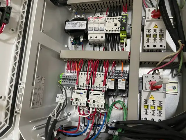 Affordable Electrician562450716228341765