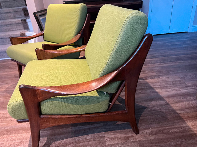 Mid century accent chairs in Chairs & Recliners in Oshawa / Durham Region - Image 2