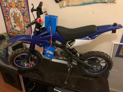 New Amazon pit bike conversion. Kunray 3000w 72V with controller and battery. Tuned and ready to rip...