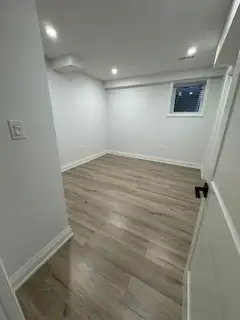 2 Bed 1 Bath legal basement available for rent in Long Term Rentals in Mississauga / Peel Region - Image 4