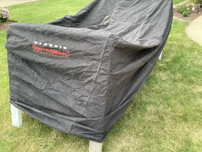 Excellent condition, motorcycle cover. Heavy canvas reenforced front and rear. Black. Fits touring b...