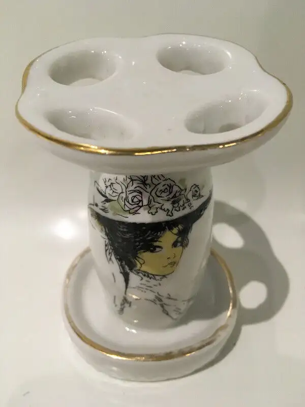 Toothbrush Holder Porcelain Woman Early Century Vintage62864363062531123