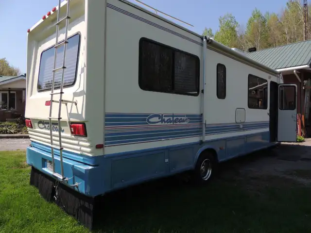 Motorisé classe A 31 pieds 1993 9500$ neg. in RVs & Motorhomes in Trois-Rivières - Image 5