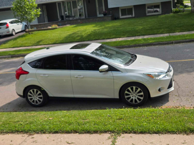 Ford Focus for parts in Cars & Trucks in Hamilton - Image 4