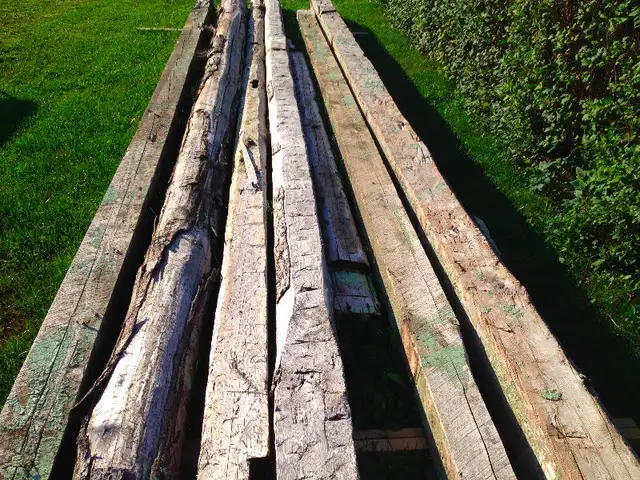 BOIS ET POUTRE DE GRANGE in Other in Saint-Hyacinthe - Image 3