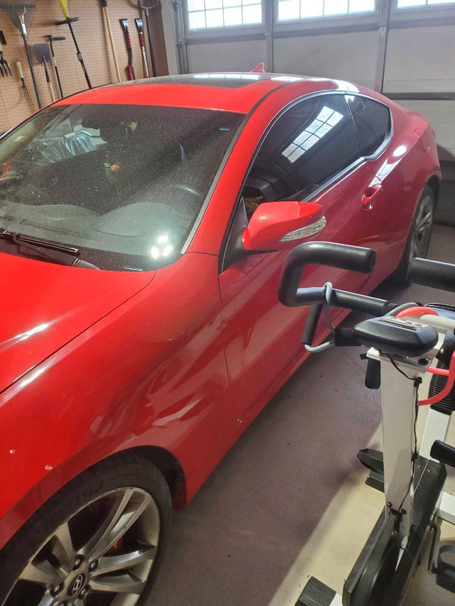 2010 hyundai genesis coupe 3.8 in Cars & Trucks in Barrie - Image 2