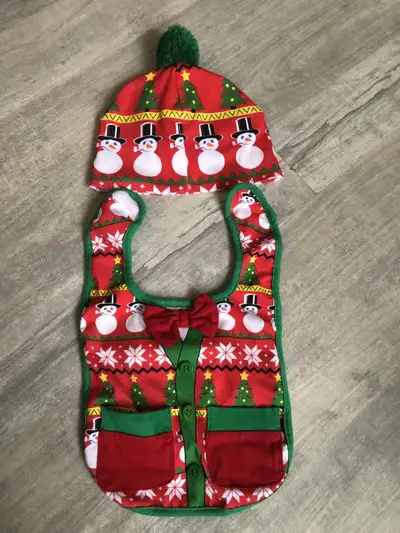 Christmas Tuque and Matching Bib, View more