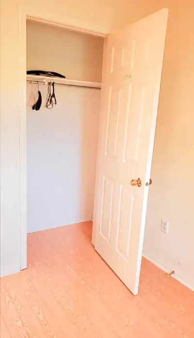 Private room for rent