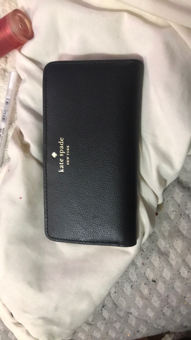 Kate spade card holder in Women's - Bags & Wallets in Hamilton - Image 2