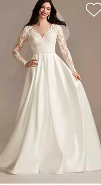 Oleg Cassini Long Sleeve Satin Applique Wedding Dress!