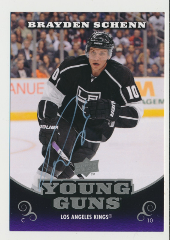 BRAYDEN SCHENN LOS ANGELES KINGS EX-RARE SIGNED YOUNG GUNS CARD in Arts & Collectibles in Oakville / Halton Region